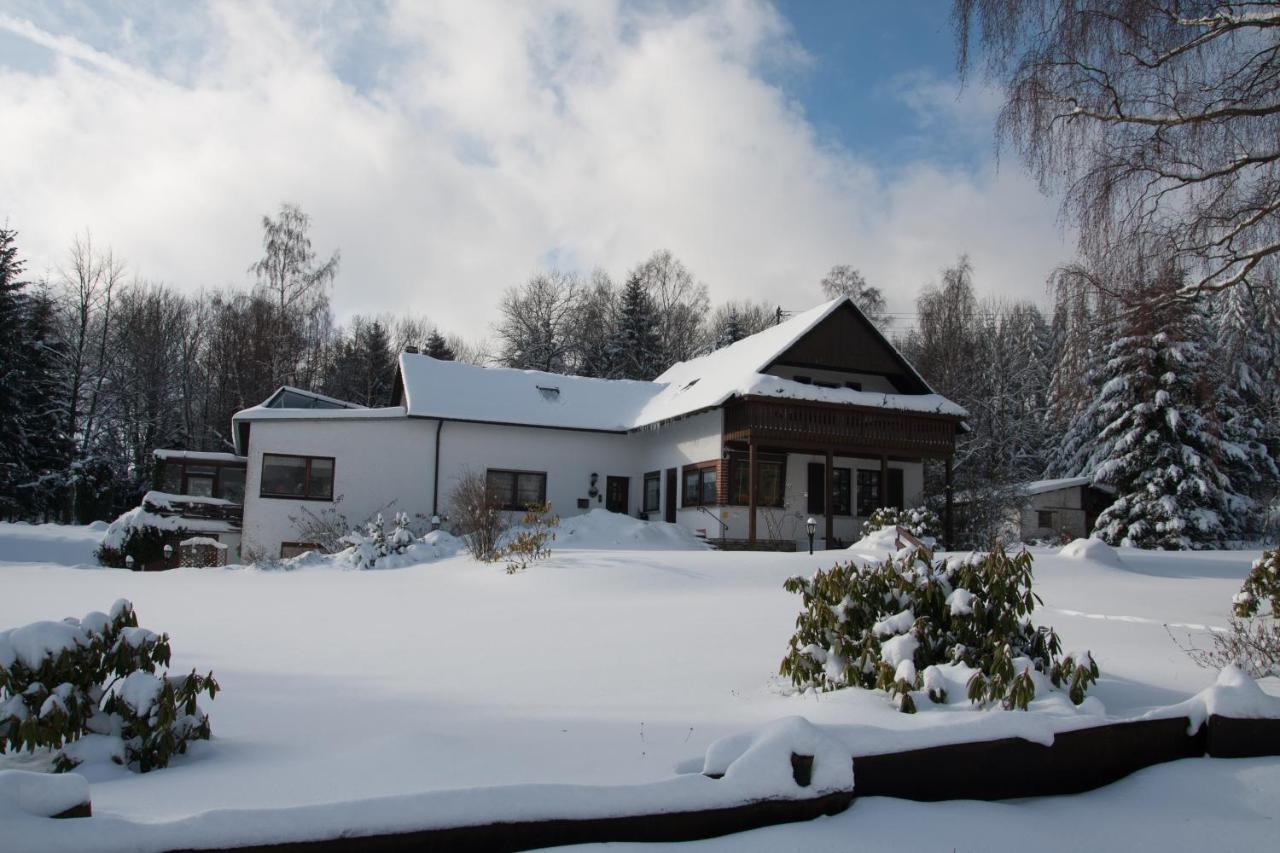 Haus Am Wald - Urlaub Am Nationalpark Lägenhet Langweiler  Exteriör bild